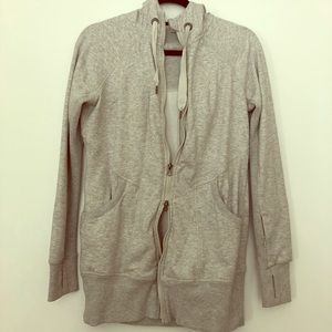 Comfortable women’s zip sports jacket